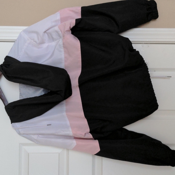 Color Block Jacket - Picture 4 of 5